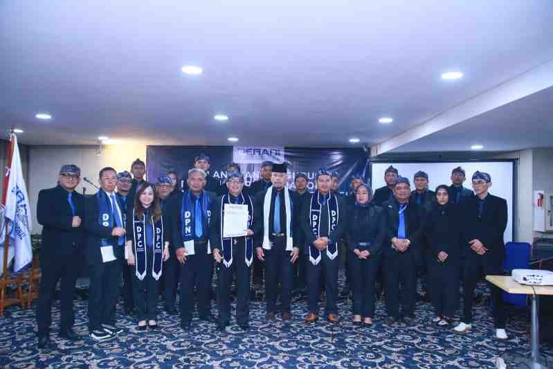 PELANTIKAN PENGURUS DPN PERADI: UPAYA PENGUATAN SINERGI DAN TATA KELOLA HUKUM NASIONAL